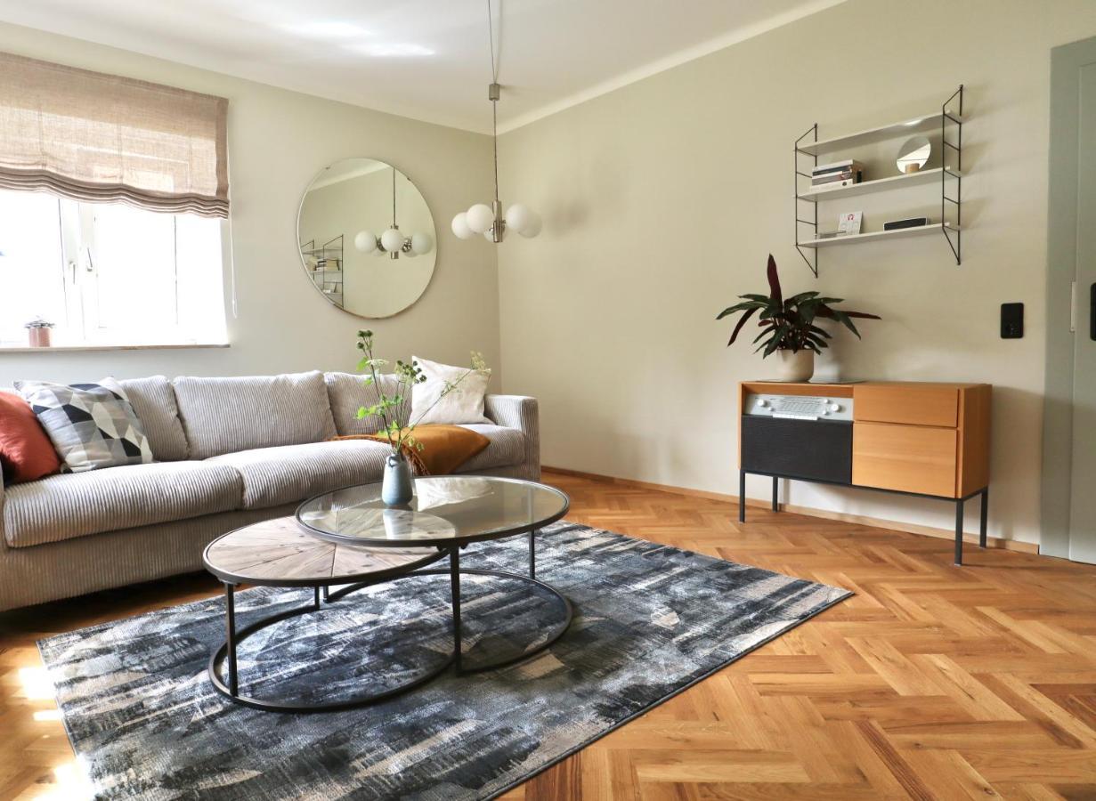 Ferienwohnung 60Er Jahre Design Apartment - 65Qm Fewo Im Zittauer Gebirge - Familienfreundliche Unterkunft Am Bergfuss Zum Toepfer Olbersdorf Eksteriør billede